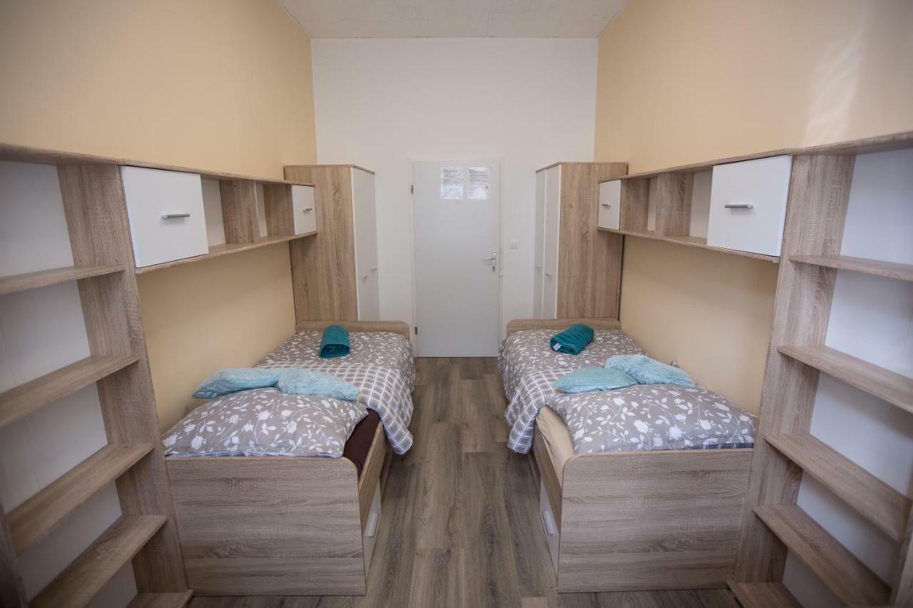 Minidorm Rooms In Heart Of City Center Maribor Eksteriør bilde
