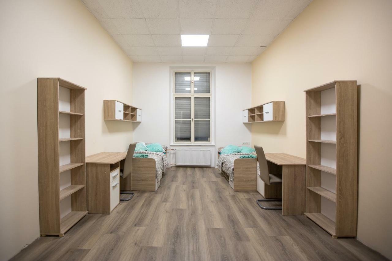 Minidorm Rooms In Heart Of City Center Maribor Eksteriør bilde