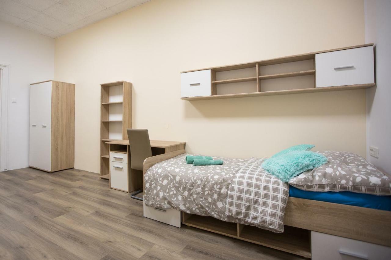 Minidorm Rooms In Heart Of City Center Maribor Eksteriør bilde