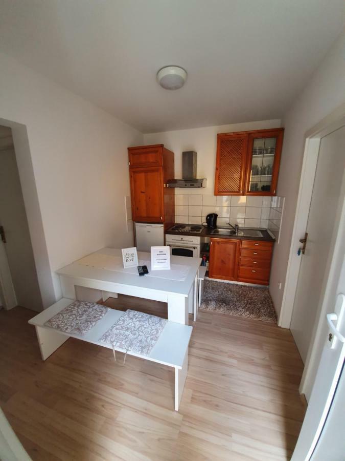 Minidorm Rooms In Heart Of City Center Maribor Eksteriør bilde